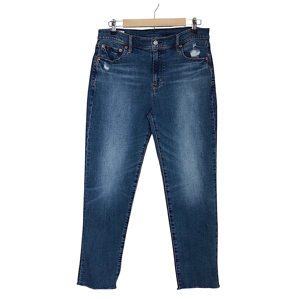 GAP Cotton Blend Medium Wash Raw‎ Hem Mid Rise Distress Girlfriend Jeans 30/10R